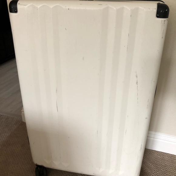 Calpak 2-piece luggage set - Picture 4 of 10